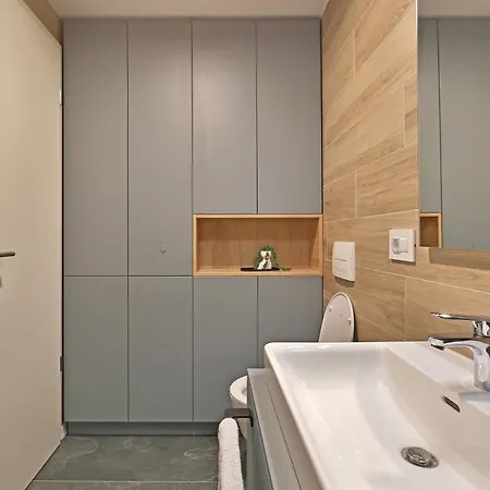 Ada Homes 306 Апартаменты