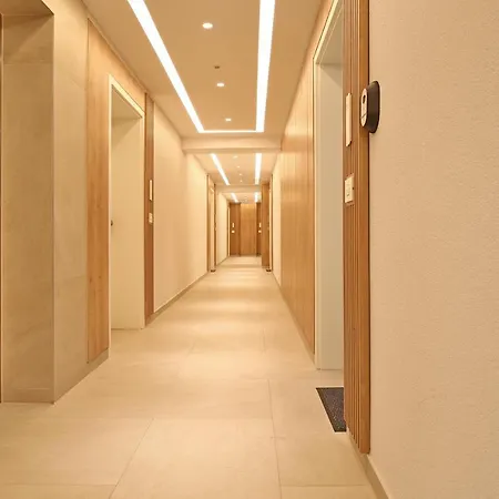 Ada Homes 306 * Брашов